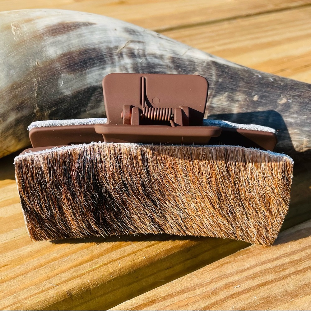 Claw Hair Clip with Cowhide